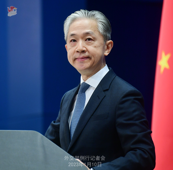 中国停止日韩签证  日本外相抗议