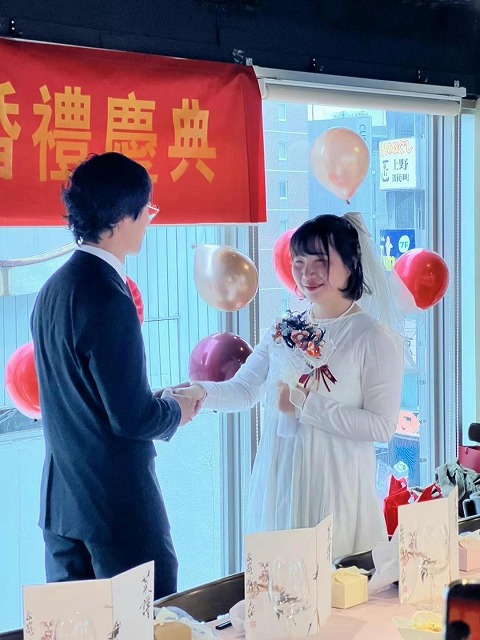 晋鸥艺术学院在东京为二对新人举办婚礼庆典