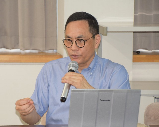 田原诗歌讲座：一只蝴蝶渡过了鞑靼海峡