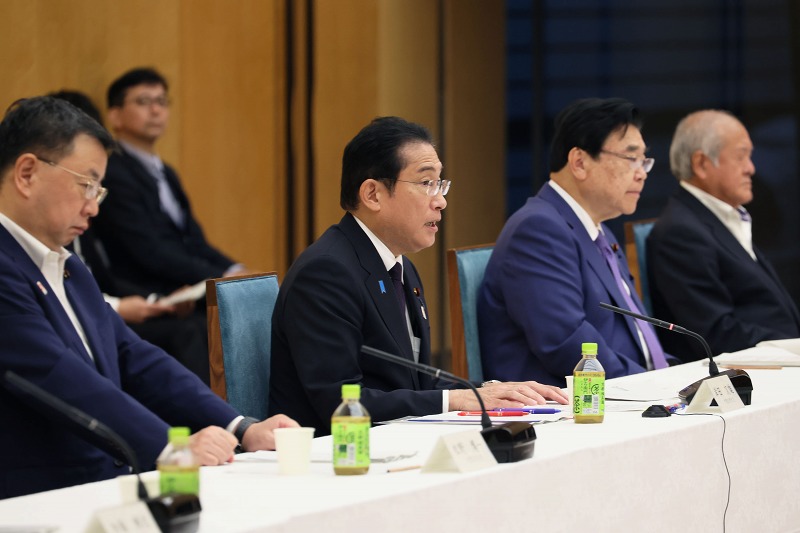 岸田首相称日本计划十年后将最低时薪提高至1500日元