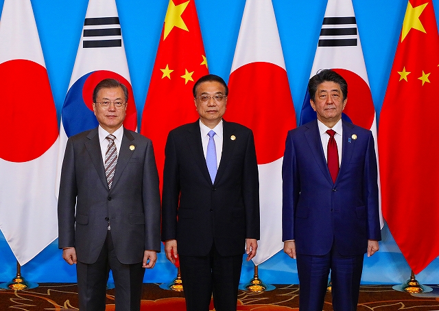 以年内举行中日韩领导人会议为目标 三国高官聚首首尔