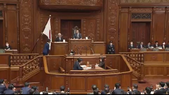 众院通过政治资金法修正案 岸田依旧如坐针毡