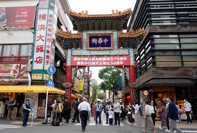 凝聚侨心侨力齐祝祖国75周年华诞：横滨中华街国庆巡游气氛热烈