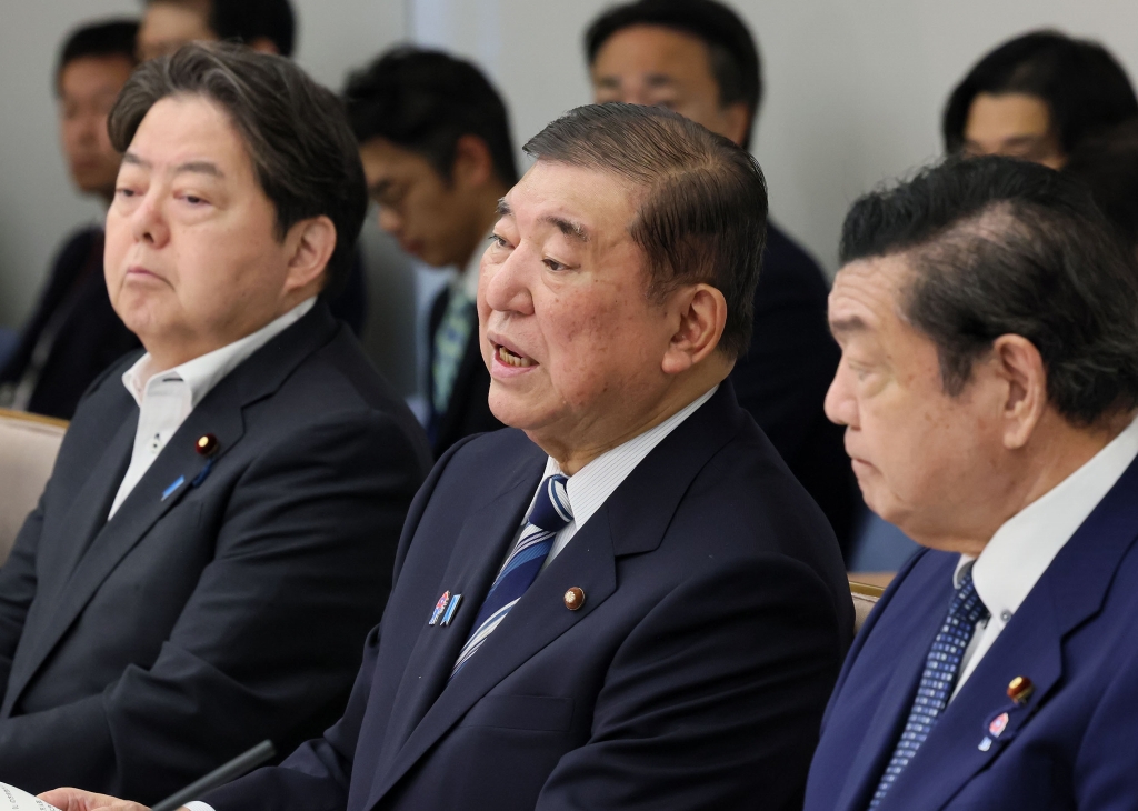 石破茂要“撒钱” 恶评如潮